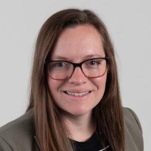 a headshot of Becky Bonebrake