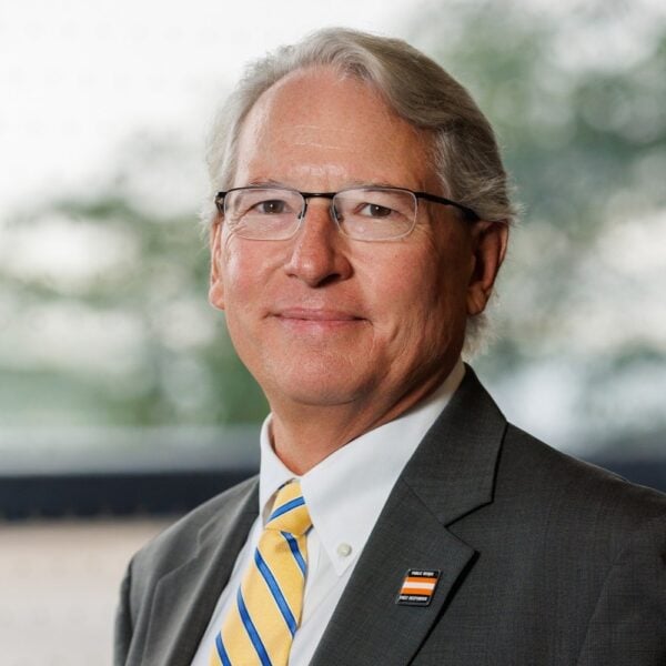Headshot of Robert Garland