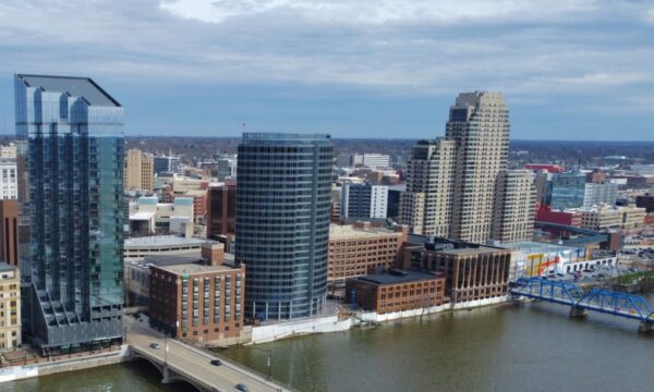 a photo of the Grand Rapids, Michigan, skyline