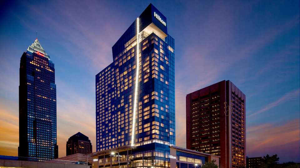 Exterior view of a Hilton hotel in downtown Cleveland, Ohio.