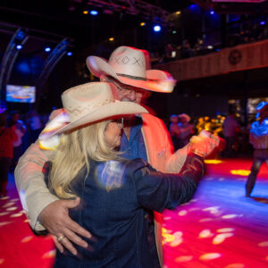 PWX26_D1_0957____Get To Know You Party