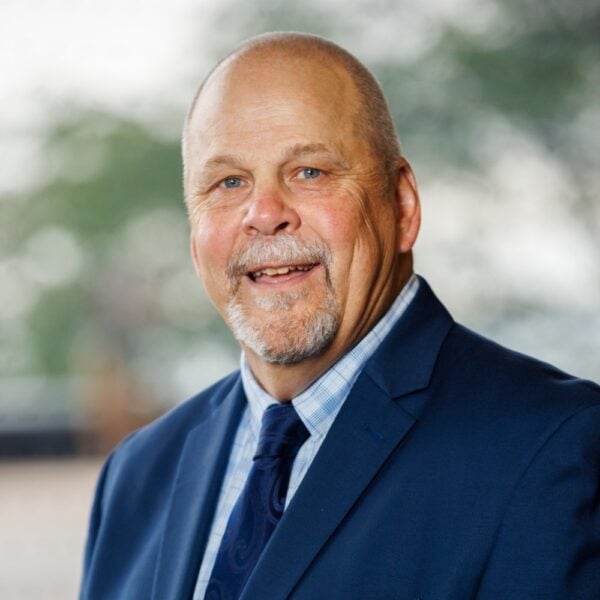a headshot of David Pinsonneault