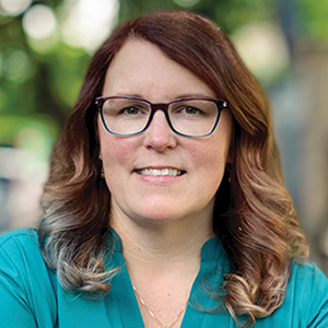 a headshot of Shannon Williams