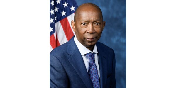 a headshot of US Rep. Sylvester Turner