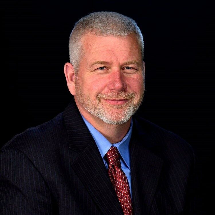 Headshot of Paul McElhaney