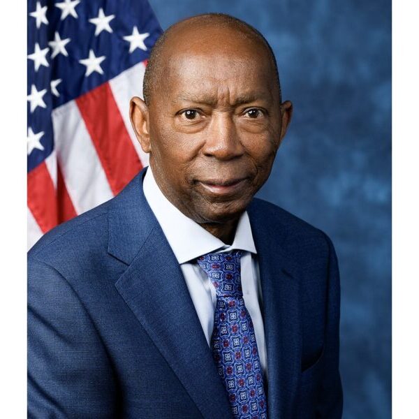 a headshot of US Rep. Sylvester Turner